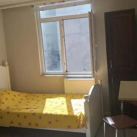 Hotel Roz No 39 3*